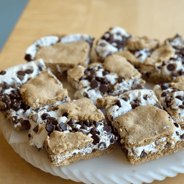 S'mores Cookie Bars